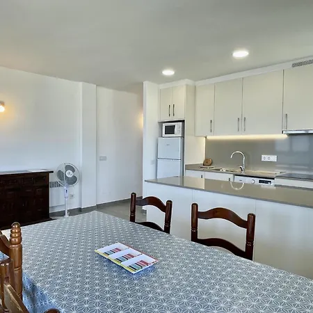 The In Estartit Has 2 Bedrooms *