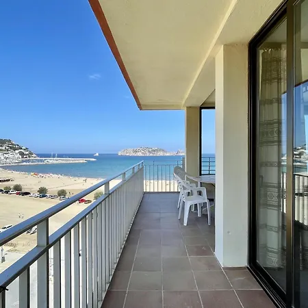 The In Estartit Has 2 Bedrooms *