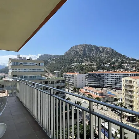 The In Estartit Has 2 Bedrooms